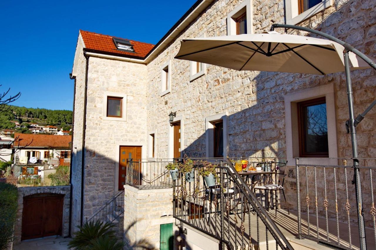 Apartments With A Parking Space Jelsa, Hvar - 8713 젤사 외부 사진