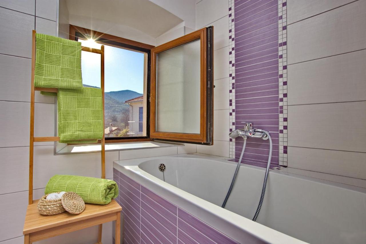 Apartments With A Parking Space Jelsa, Hvar - 8713 젤사 외부 사진