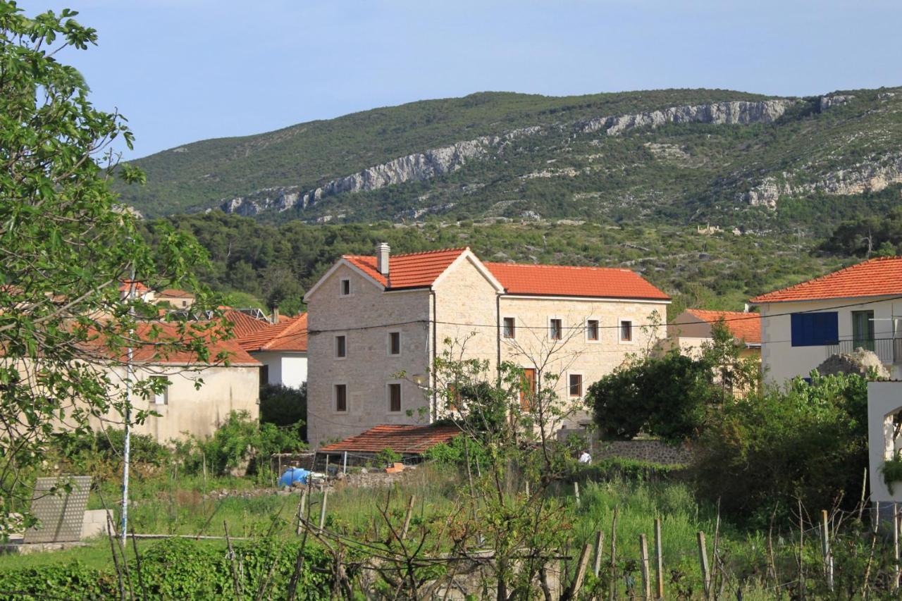 Apartments With A Parking Space Jelsa, Hvar - 8713 젤사 외부 사진