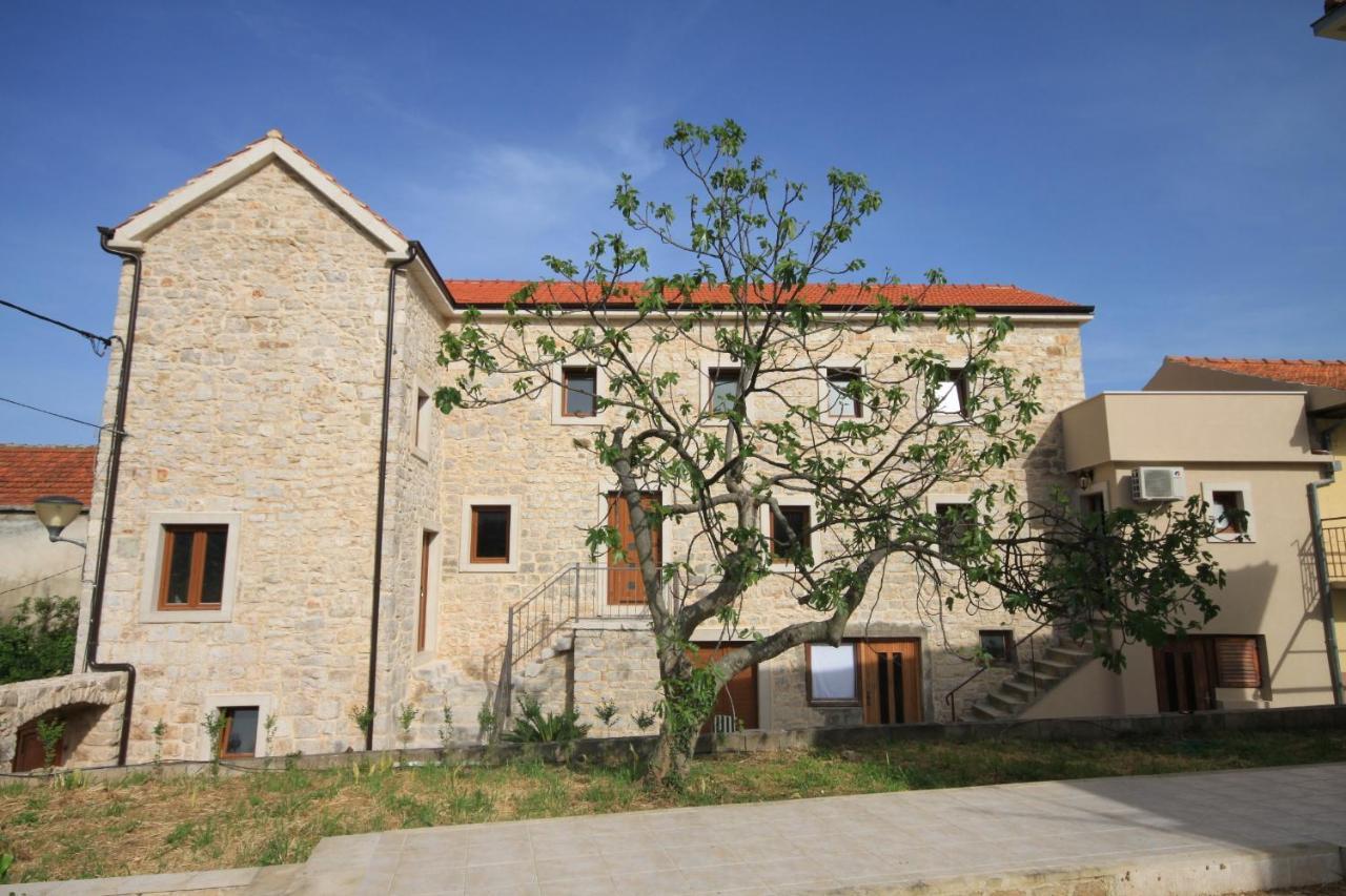 Apartments With A Parking Space Jelsa, Hvar - 8713 젤사 외부 사진