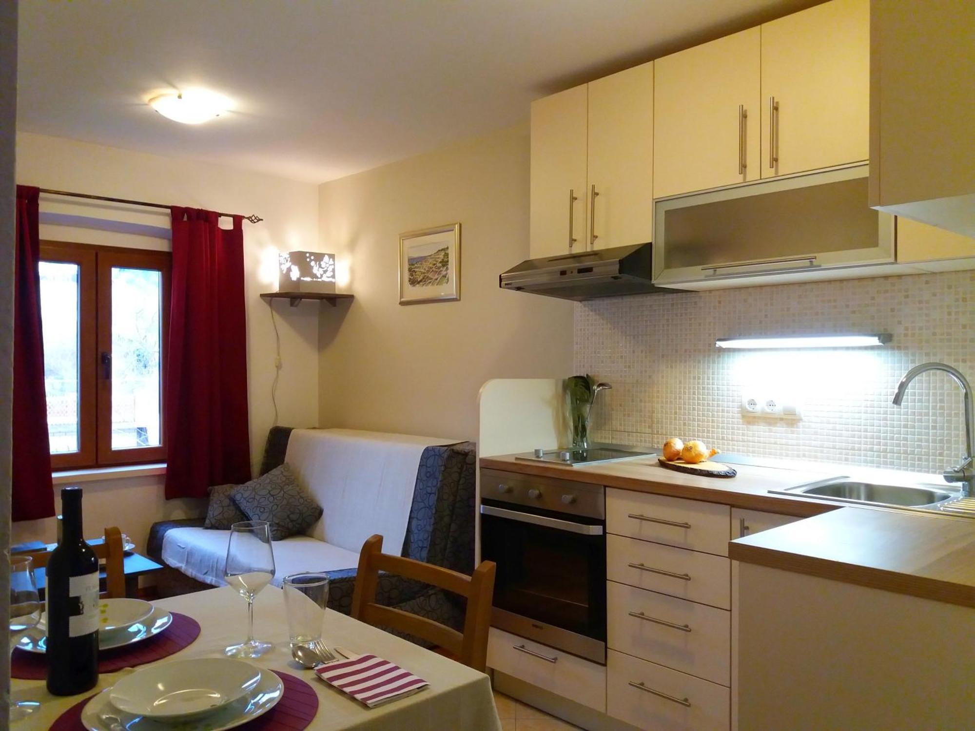 Apartments With A Parking Space Jelsa, Hvar - 8713 젤사 객실 사진